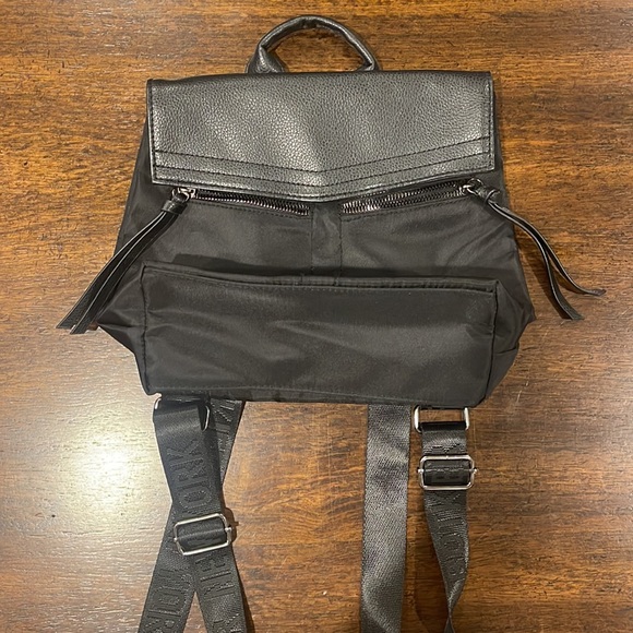 Botkier backpack - Picture 2 of 2